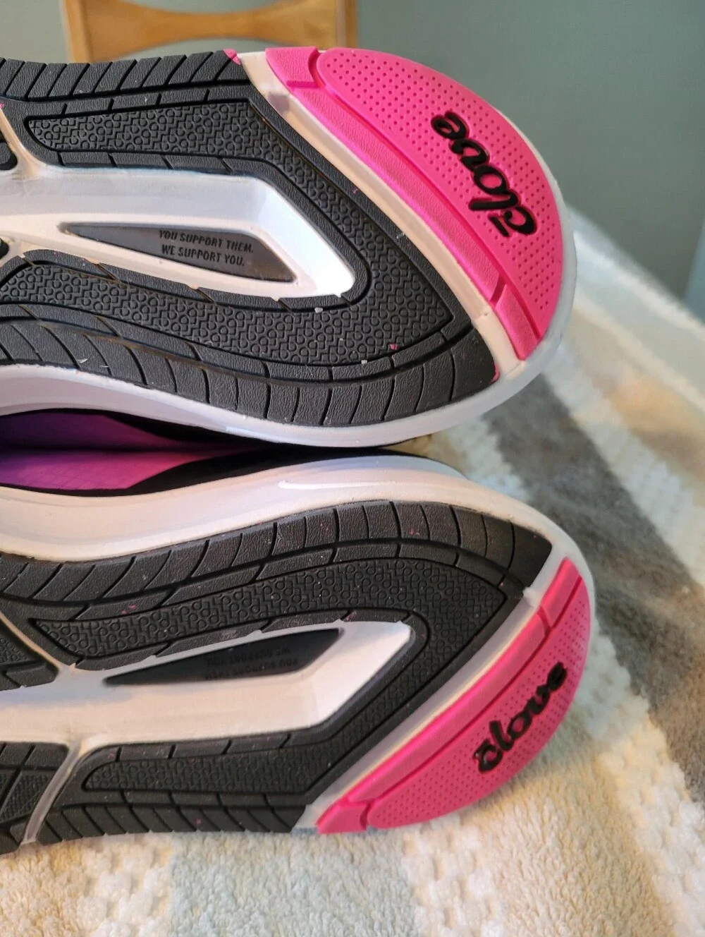 Cloves Alto Sneakers Shoes Healthcare Nursing Women's Size 10 / Men's 8.5